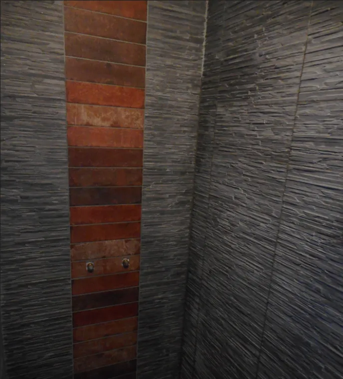 Pose de carrelage dans votre douche à Aurillac